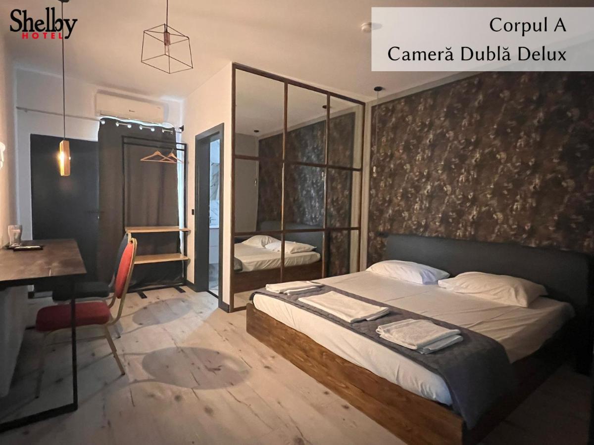 Sinner's Shelby Hotel Corabia